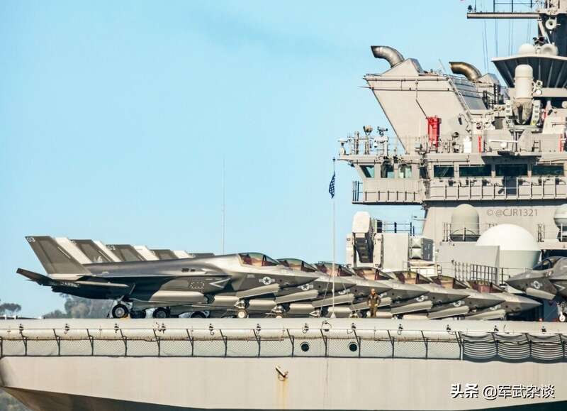 “的黎波里”号“闪电航母”到位后，该舰搭载的20架F-35B
