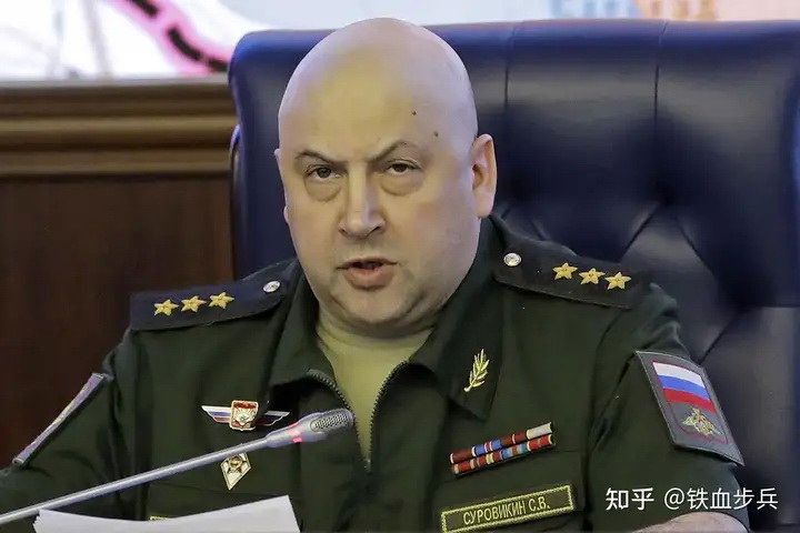 苏罗维金是俄军中的强硬派，曾是俄空天军司令，也担任过对乌总司令
